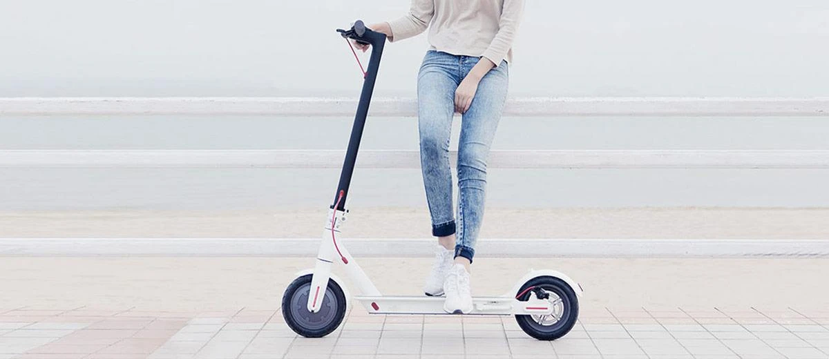 Xiaomi MiJia Electric Folding Scooter White