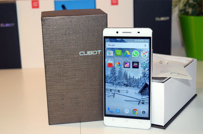 Cubot X17 with Box
