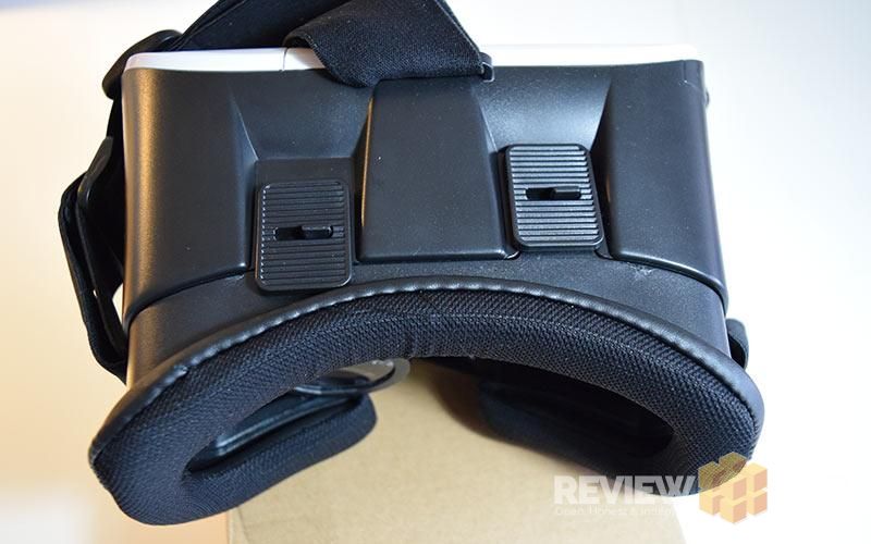 VR Box lens adjusters