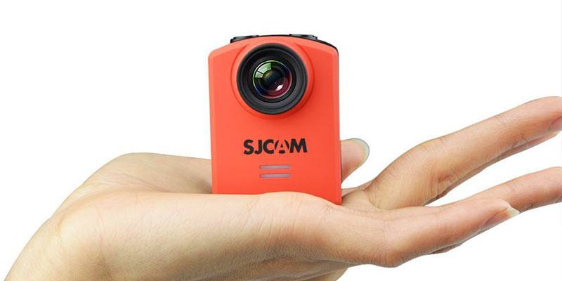 SJCAM-M20-Action-Cam-in-hand